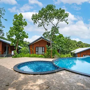  Chalet Vyna Hillock And India